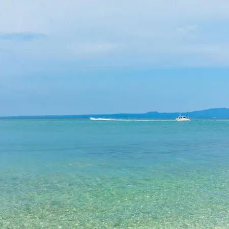 Front Casa Elena Appartement *