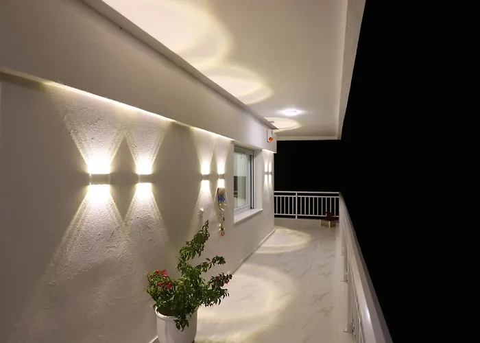 Front Casa Elena * Chaniotis